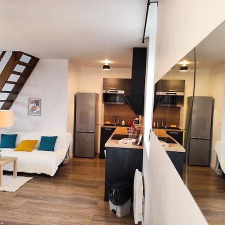 Duplex - Proche Gare & Centre Apartment Compiegne Bagian luar foto