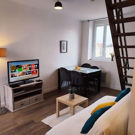 Duplex - Proche Gare & Centre Apartment Compiegne Bagian luar foto