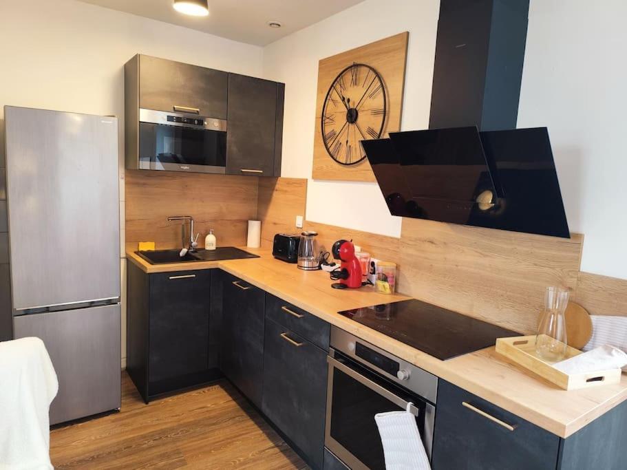 Duplex - Proche Gare & Centre Apartment Compiegne Bagian luar foto